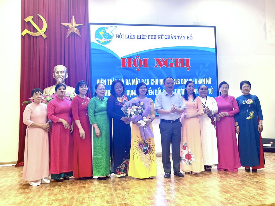 Hội LHPN Quận Tây Hồ: Kiện toàn, ra mắt Ban chủ nhiệm CLB Doanh nhân nữ - ảnh 1