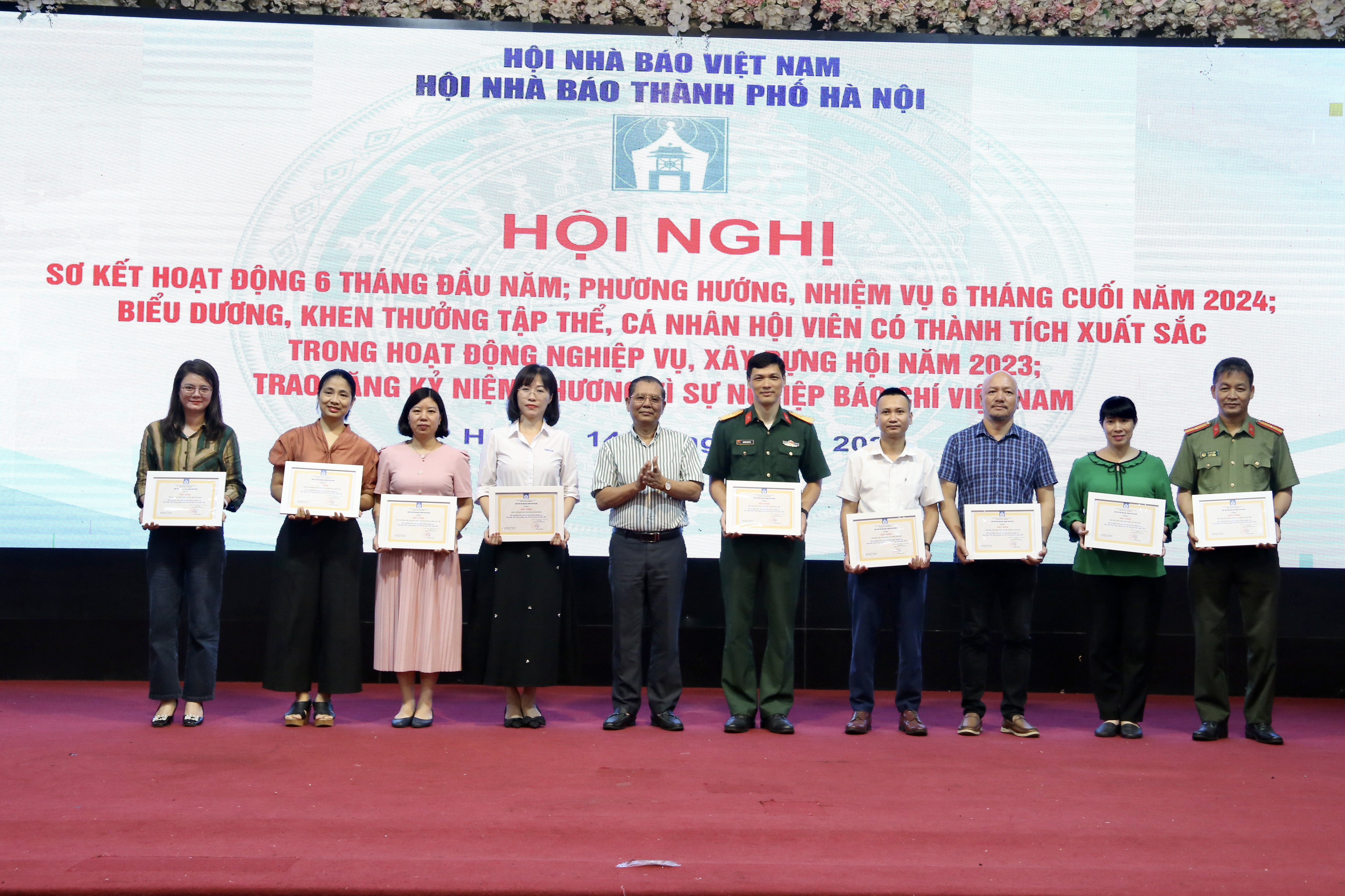 Báo chí Thủ đô không ngừng đổi mới, sáng tạo - ảnh 4