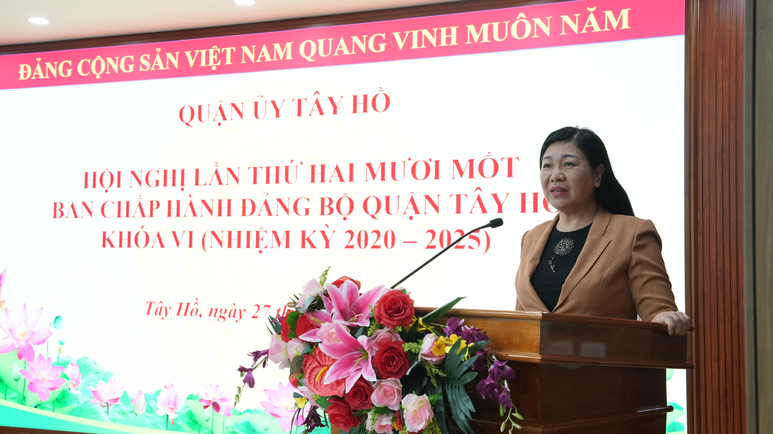 Đảng bộ quận Tây Hồ tiếp tục phấn đấu hoàn thành xuất sắc các nhiệm vụ chính trị của năm 2024 - ảnh 3