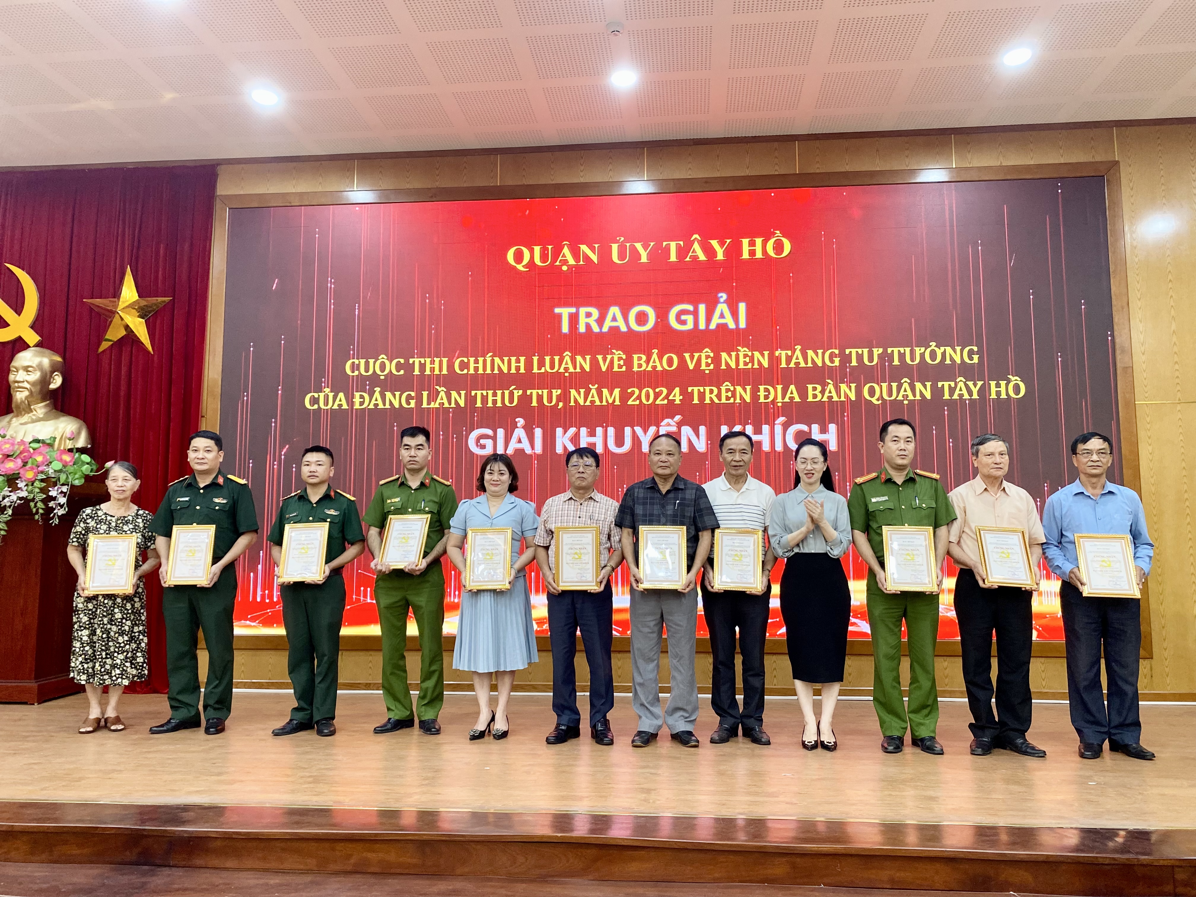 Quận Tây Hồ: Gần 800 tác phẩm tham dự cuộc thi chính luận bảo vệ nền tảng tư tưởng của Đảng - ảnh 9