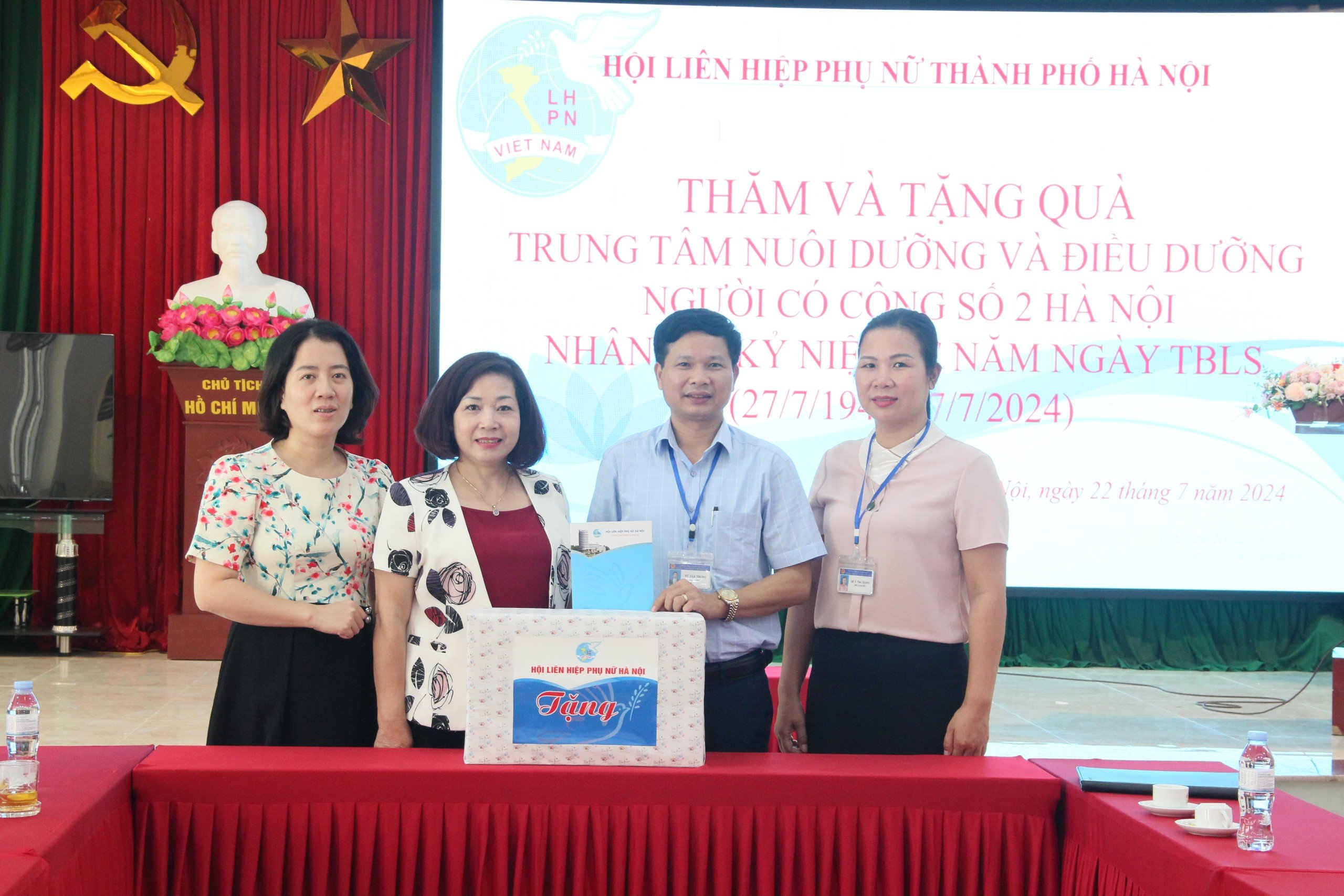 Hội LHPN Hà Nội: Tri ân người có công, gia đình thương binh, liệt sĩ - ảnh 1