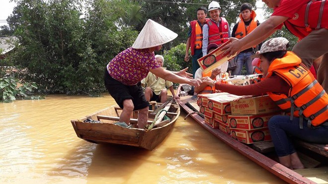 Bộ Y tế khuyến cáo: Đảm bảo an toàn đối với thực phẩm hỗ trợ người dân vùng bão, lũ - ảnh 2