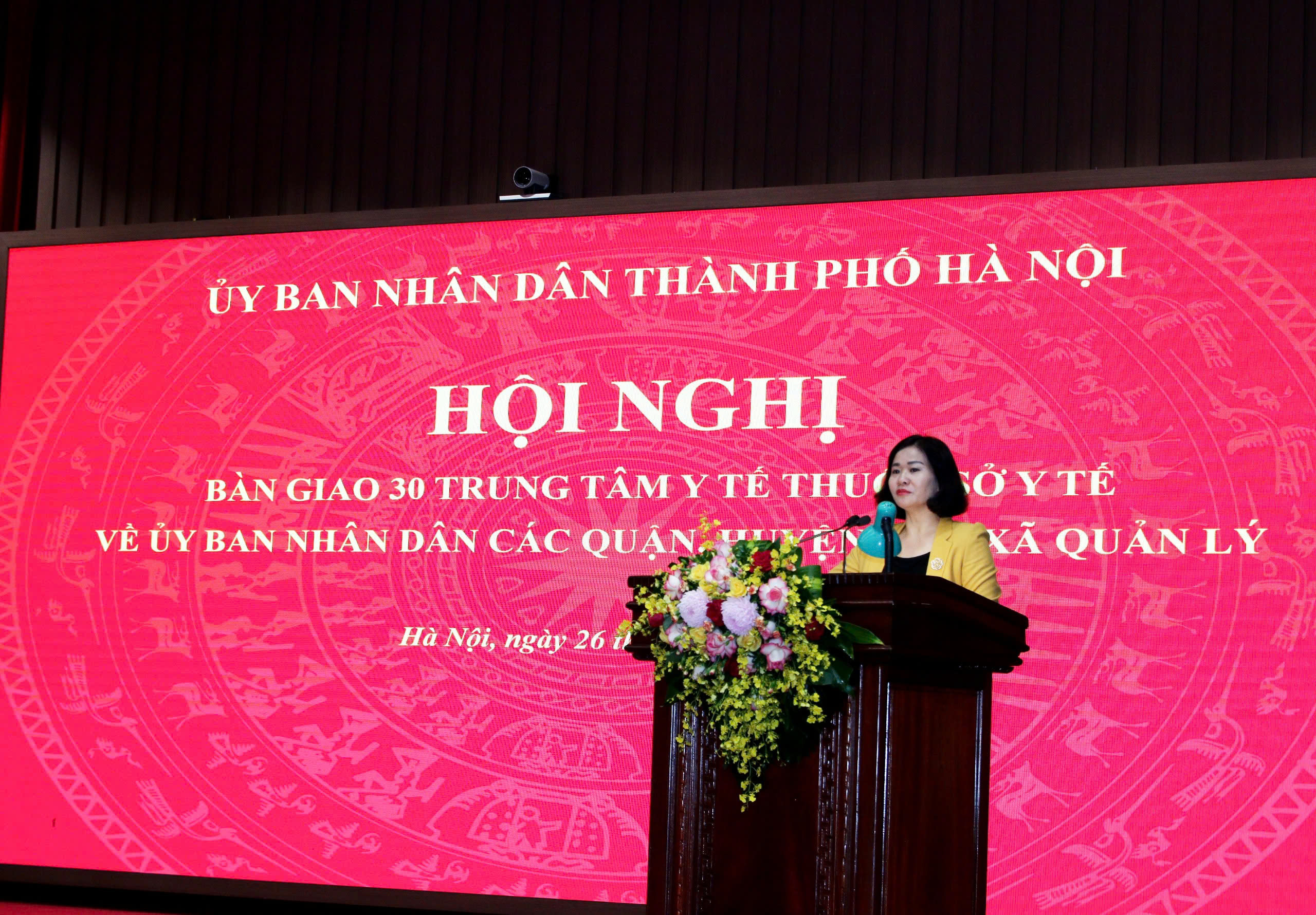 Hà Nội: Bàn giao 30 Trung tâm Y tế về UBND quận, huyện, thị xã - ảnh 2