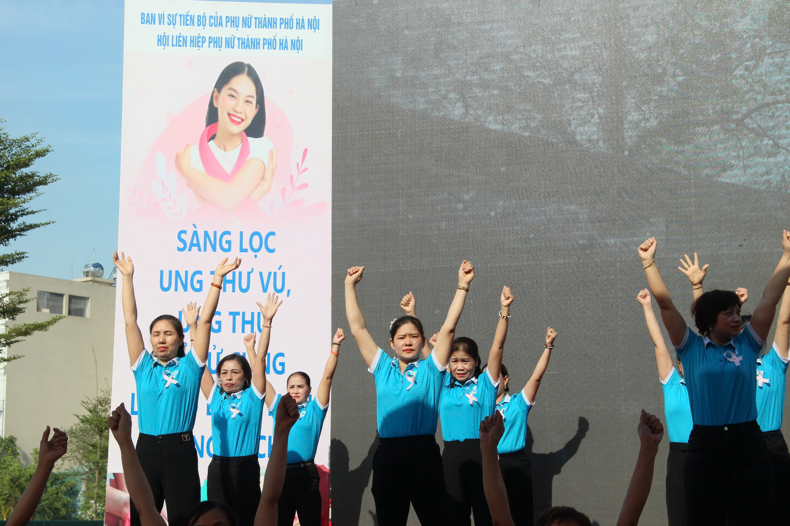 Cùng chị em phụ nữ Thanh Trì nâng cao ý thức chăm sóc sức khỏe sinh sản - ảnh 2