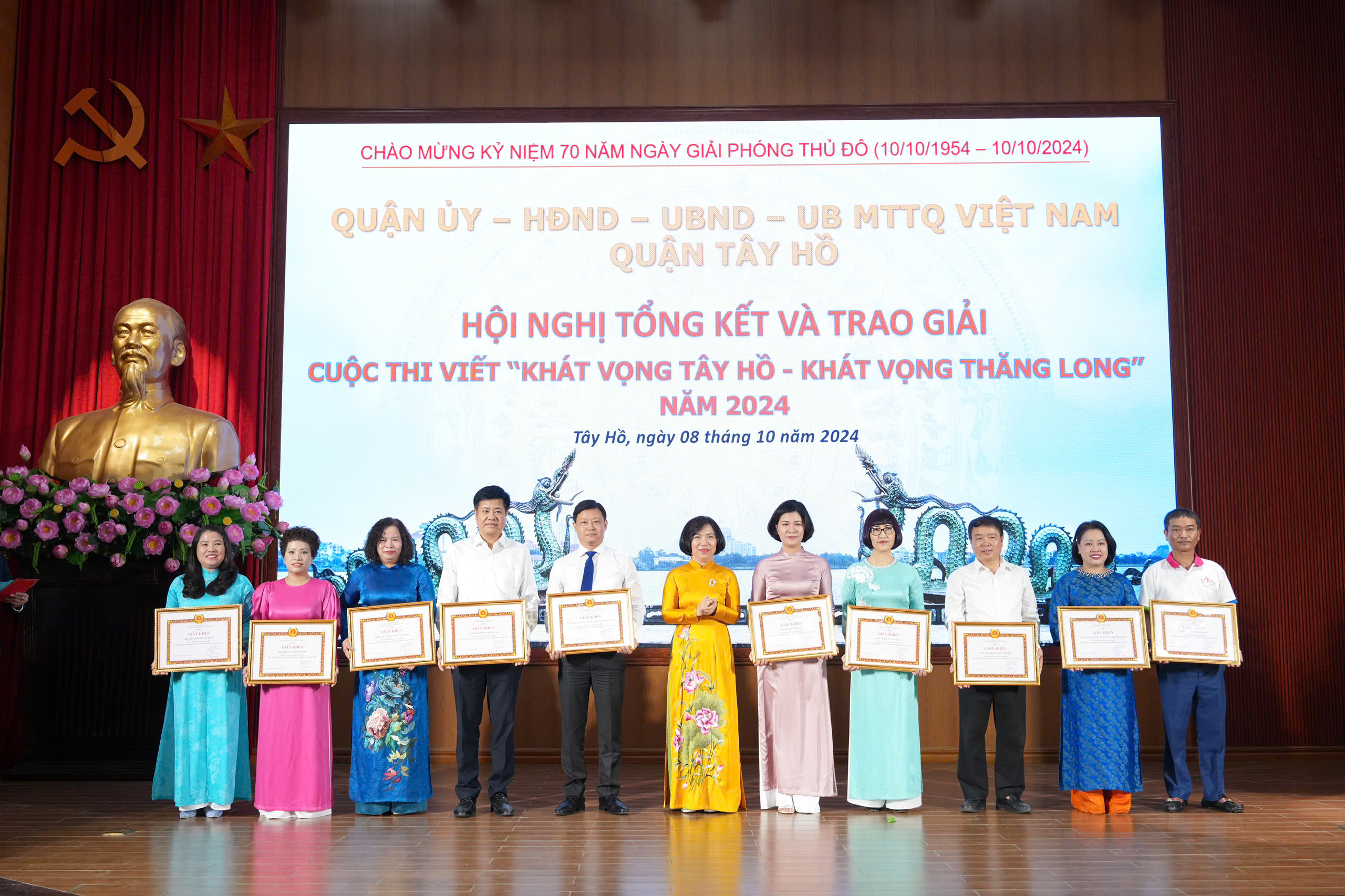 Cùng “hiến kế” xây dựng quận và thành phố văn minh, giàu mạnh - ảnh 6
