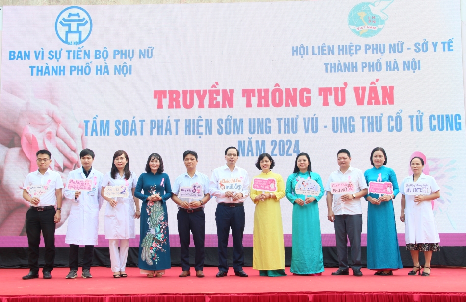 Truyền thông phòng ngừa ung thư vú, ung thư cổ tử cung cho phụ nữ Chương Mỹ - ảnh 1