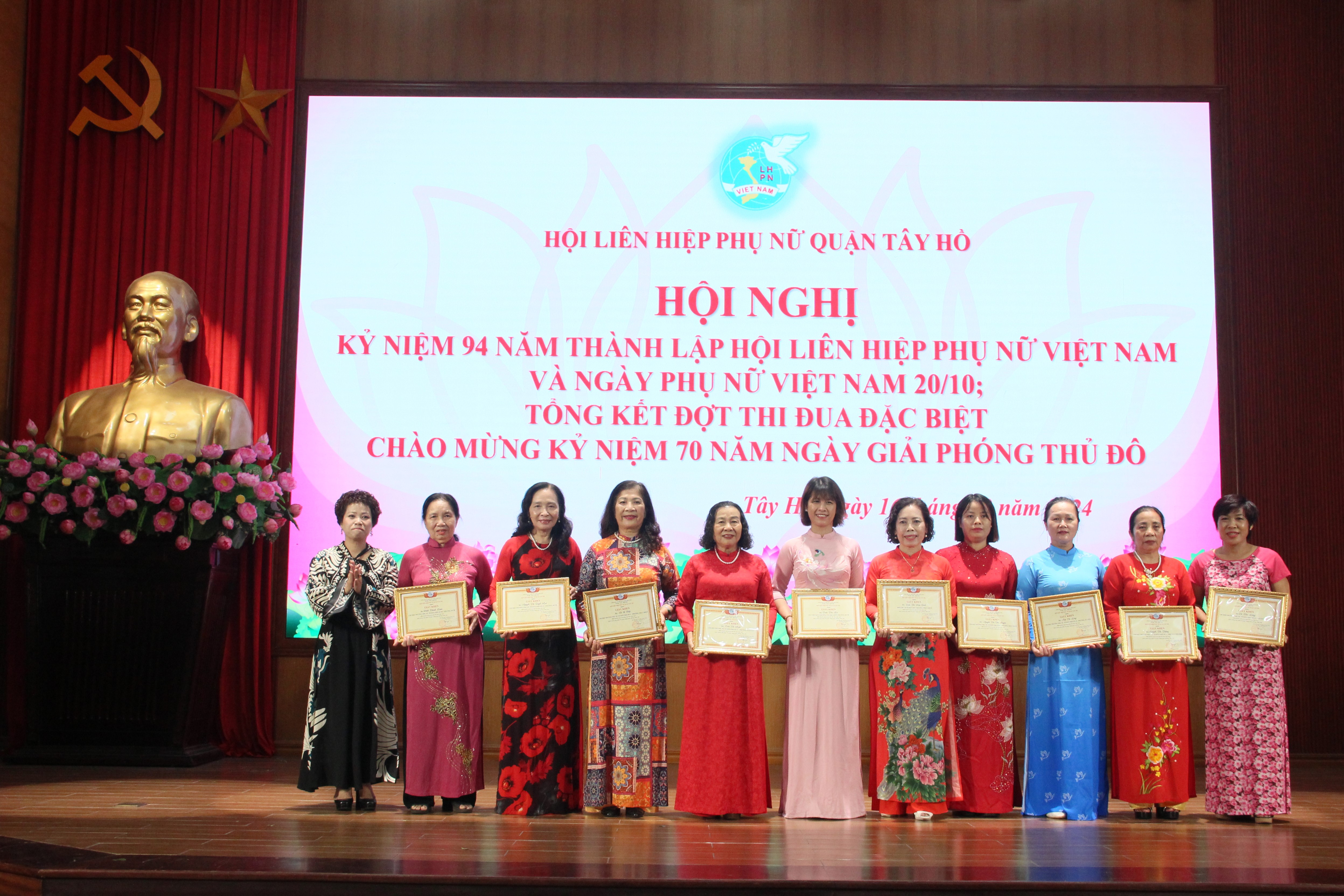 Hội LHPN quận Tây Hồ: Triển khai hiệu quả nhiều chương trình thi đua, công trình phần việc ý nghĩa - ảnh 8