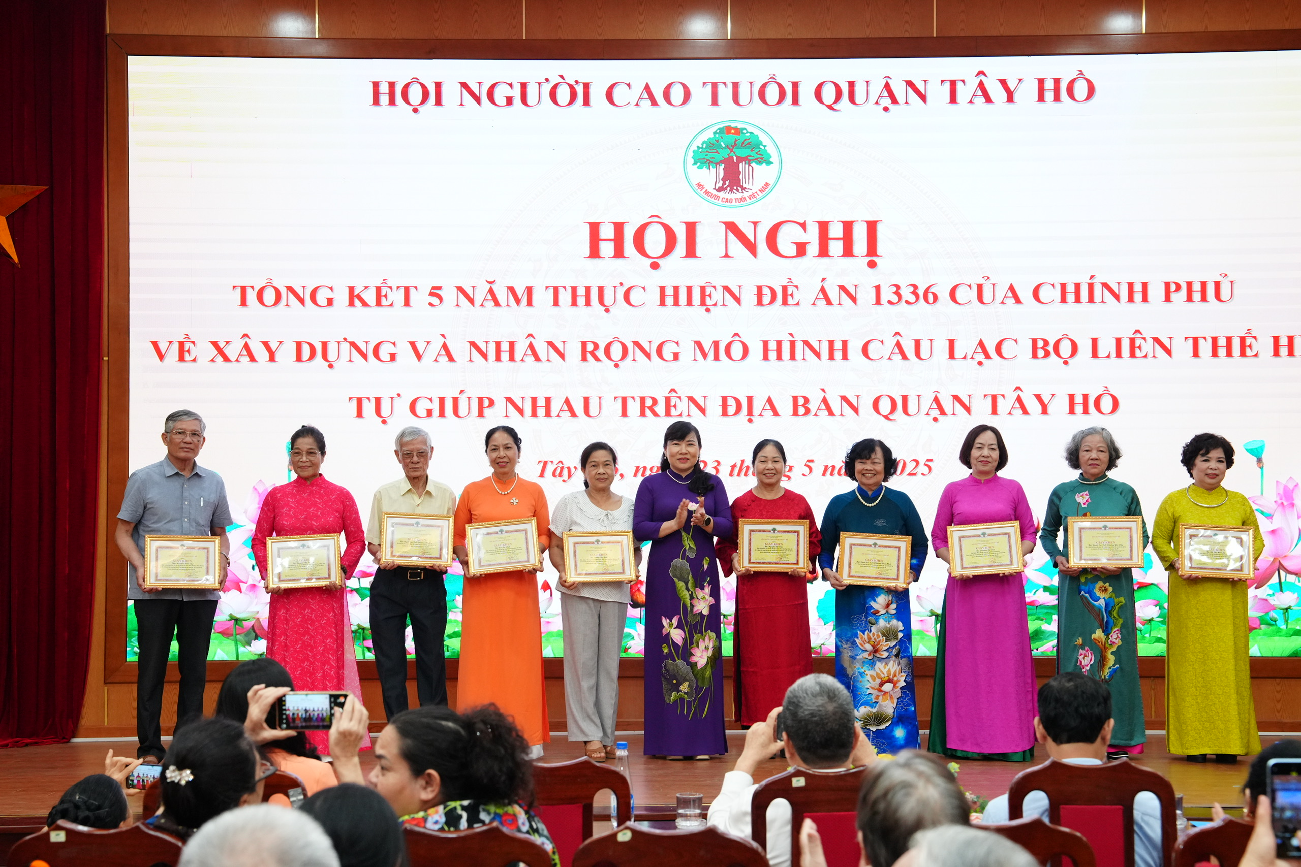 Mô hình CLB Liên thế hệ Tự giúp nhau: Thành quả bền vững từ sự gắn kết cộng đồng tại quận Tây Hồ - ảnh 6