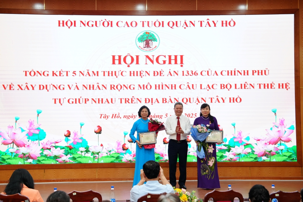 Mô hình CLB Liên thế hệ Tự giúp nhau: Thành quả bền vững từ sự gắn kết cộng đồng tại quận Tây Hồ - ảnh 3