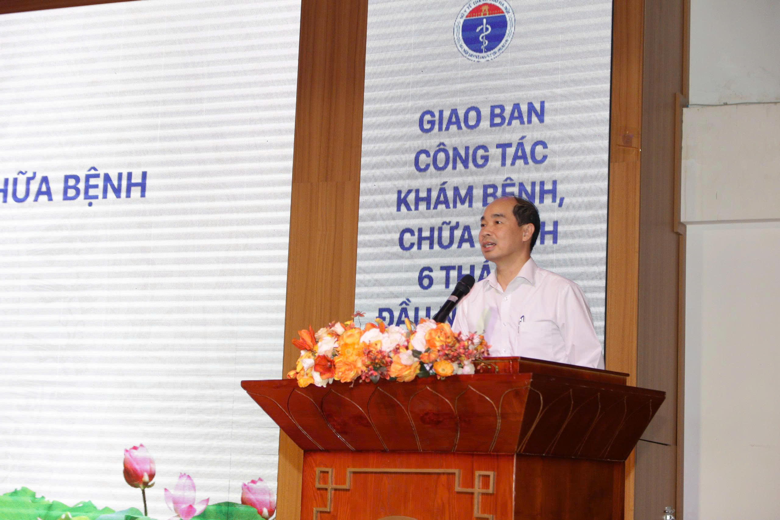 Y tế Hà Nội vững bước chuyển mình, hướng tới chăm sóc sức khỏe toàn dân thông minh và hiệu quả - ảnh 1