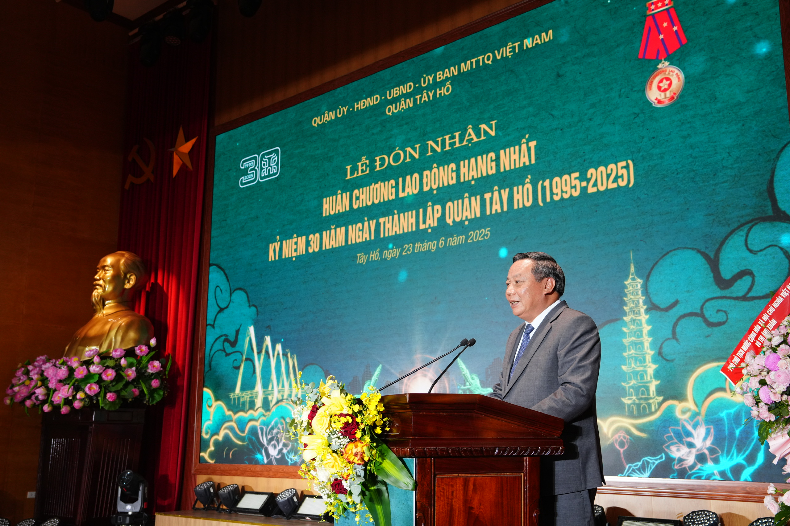 Tây Hồ 30 năm khát vọng và vươn mình: Từ vùng đất di sản đến tâm điểm động lực của Thủ đô - ảnh 7