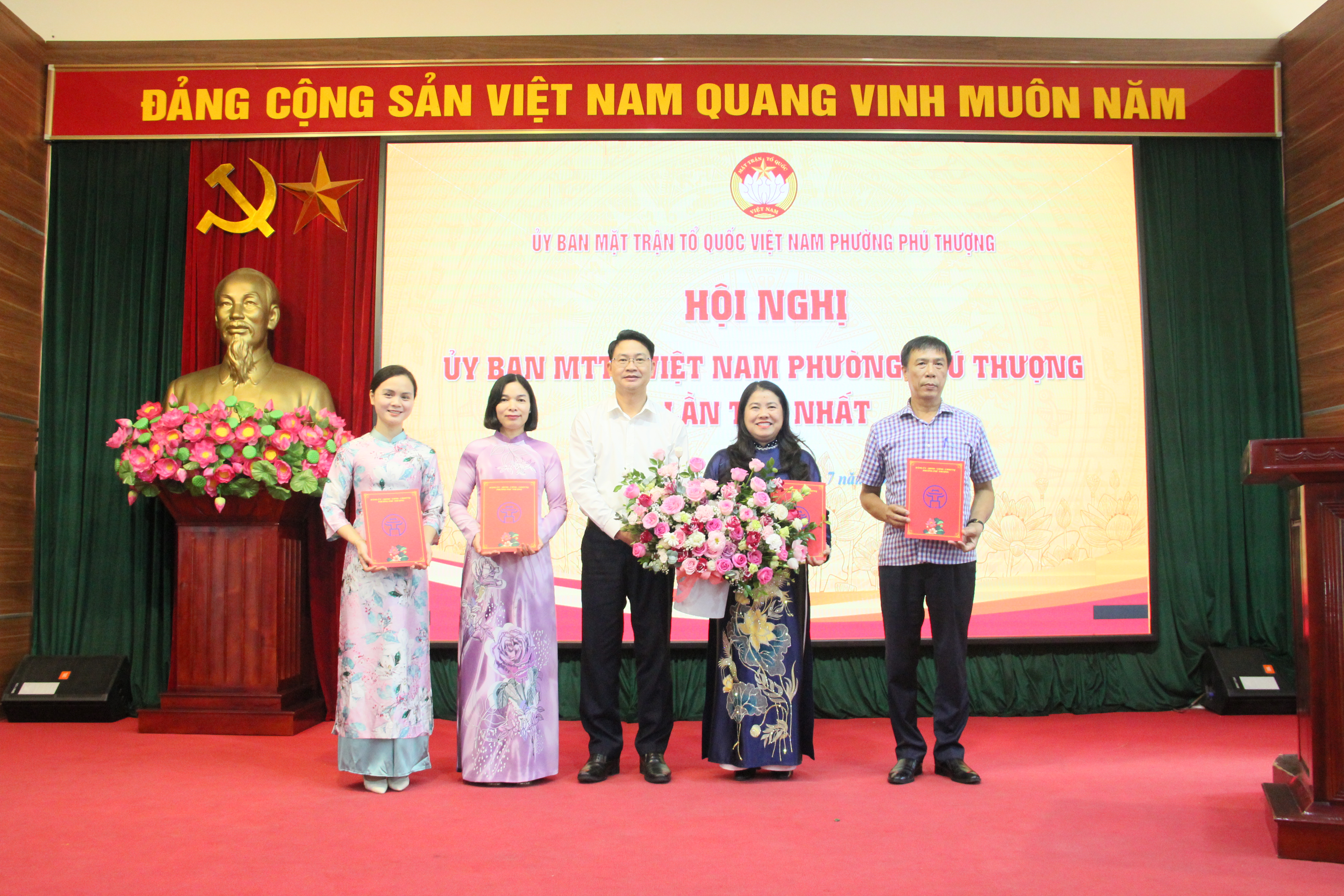 Hội nghị lần thứ Nhất UB MTTQ Việt Nam phường Phú Thượng: Kiện toàn bộ máy, sẵn sàng nhiệm vụ mới - ảnh 2