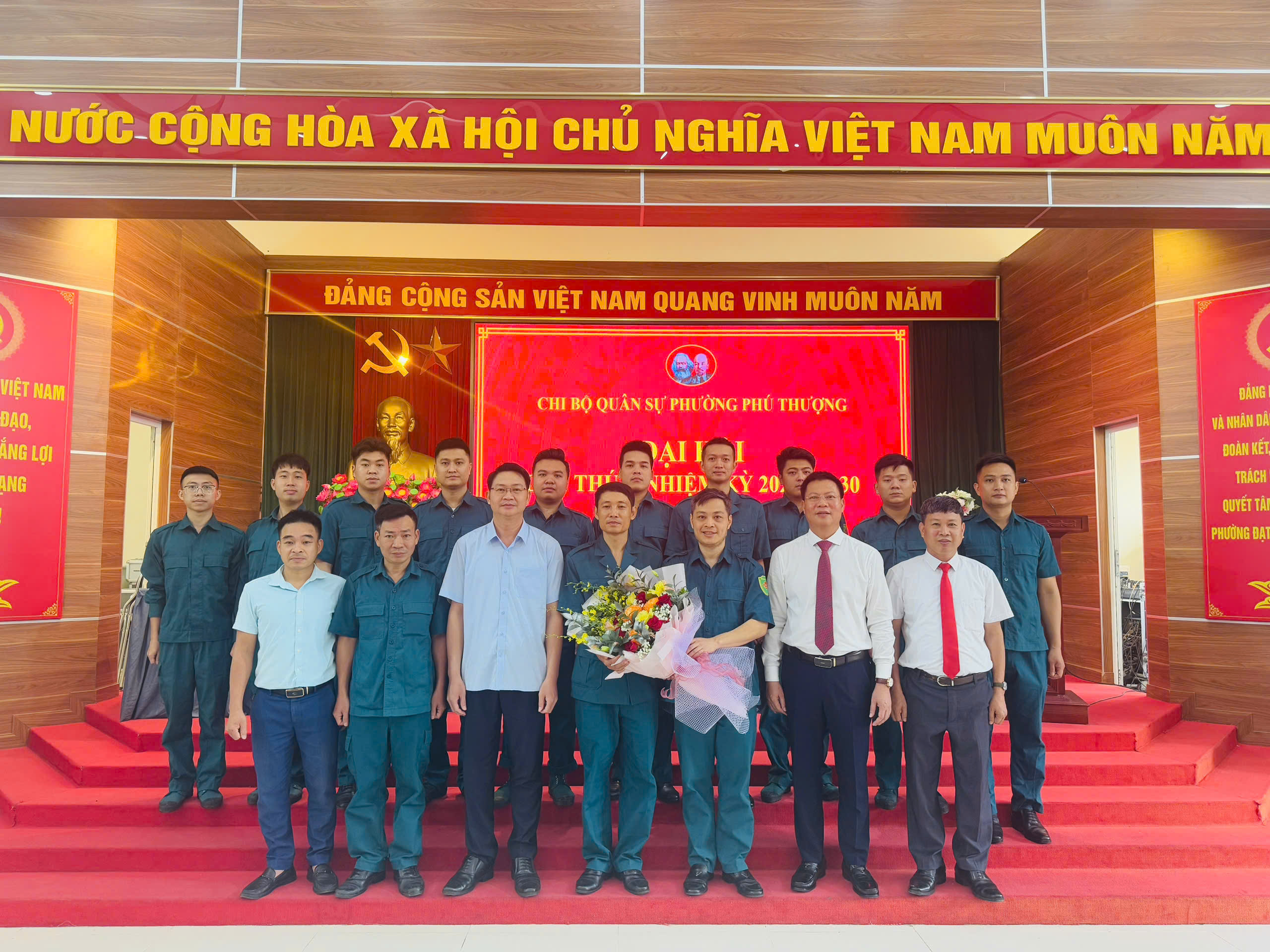 Đại hội Chi bộ Quân sự phường Phú Thượng thông qua Nghị quyết quan trọng cho nhiệm kỳ 2025-2030 - ảnh 2