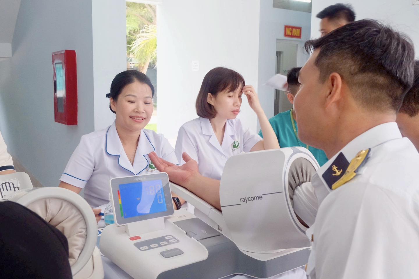 Bệnh viện Phụ sản Hà Nội: Nghĩa tình từ hậu phương đến nơi đầu sóng - ảnh 9