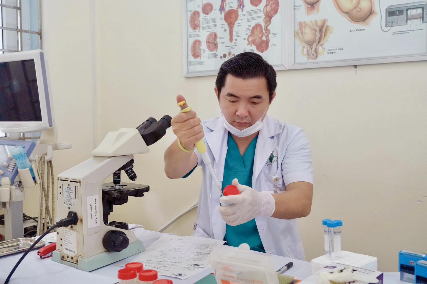 Bệnh viện Phụ sản Hà Nội: Nghĩa tình từ hậu phương đến nơi đầu sóng - ảnh 8