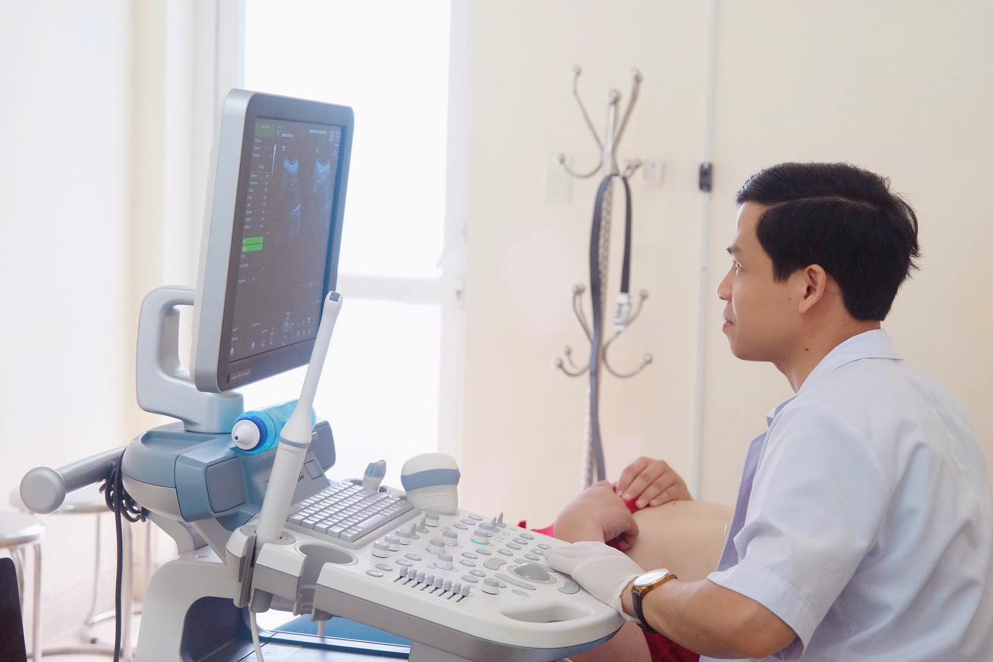 Bệnh viện Phụ sản Hà Nội: Nghĩa tình từ hậu phương đến nơi đầu sóng - ảnh 10
