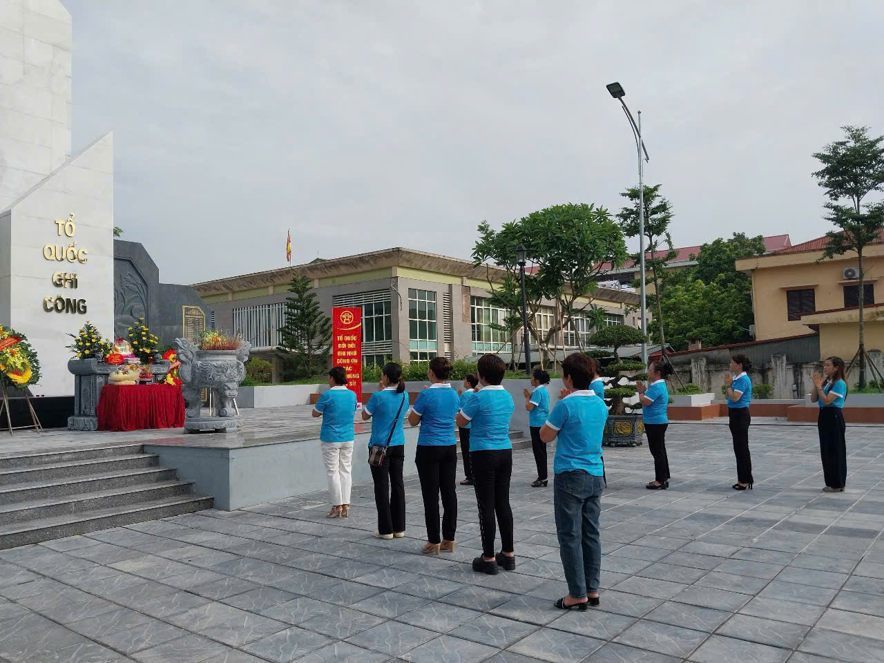 Phường Lĩnh Nam gặp mặt, tri ân gia đình chính sách nhân ngày Thương binh - Liệt sĩ - ảnh 3