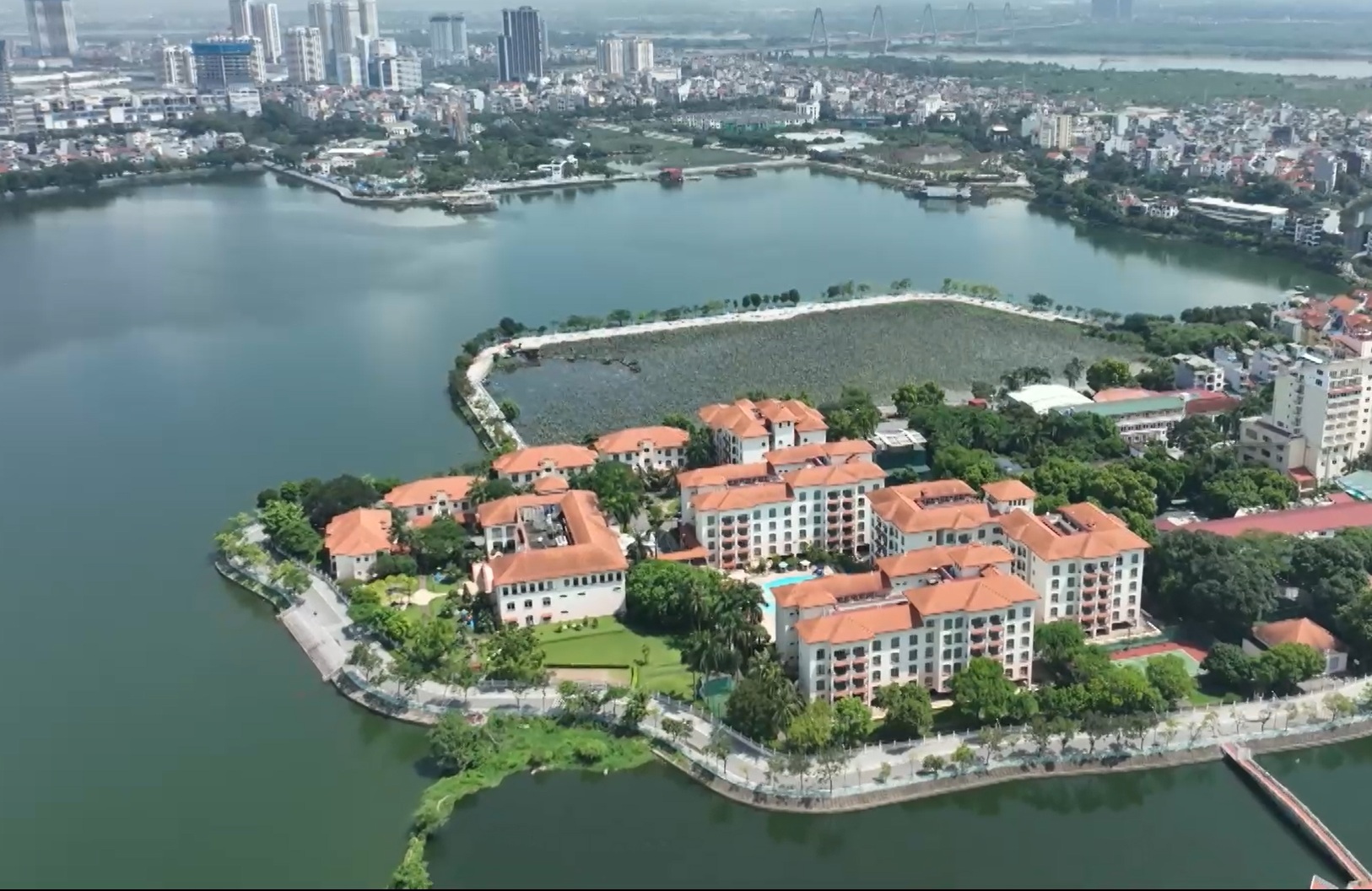 Tây Hồ công bố Quy hoạch chi tiết bán đảo Quảng An: Định hướng phát triển thành trung tâm văn hóa - du lịch mới - ảnh 1
