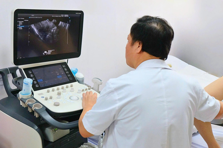 Thoát “cửa tử” nhờ phát hiện kịp thời bất thường mạch máu tử cung hiếm gặp - ảnh 1