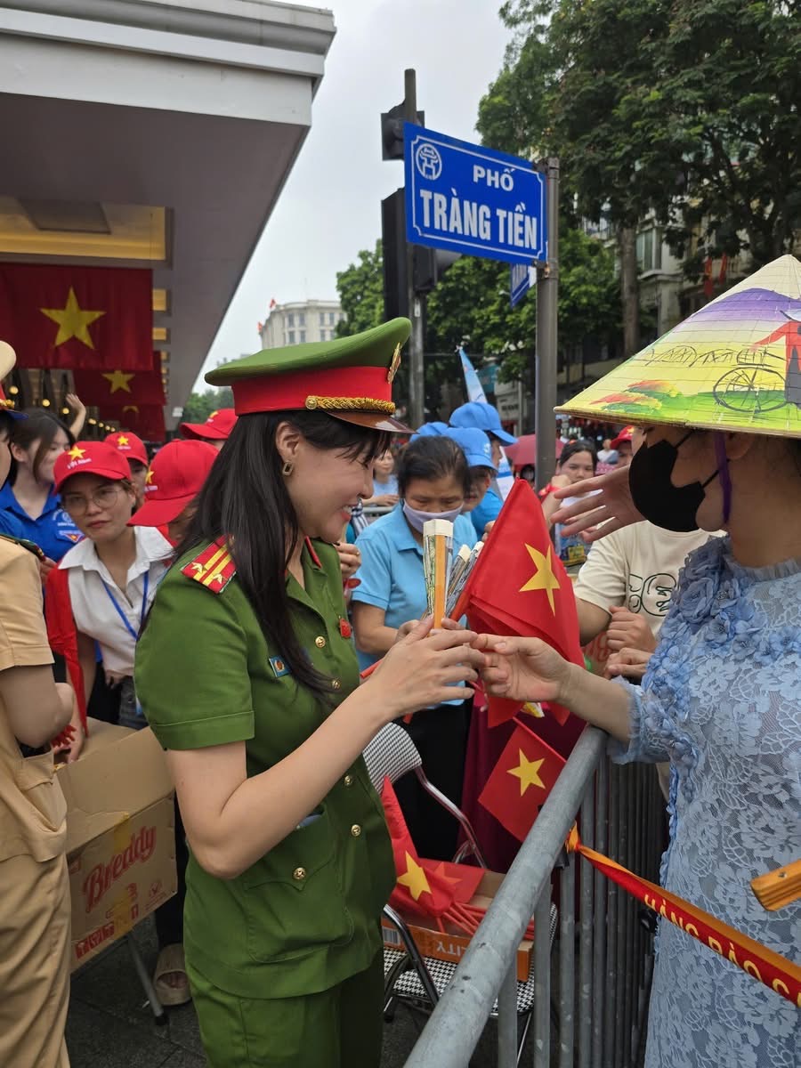 Phụ nữ Thủ đô tích cực tham gia hoạt động tình nguyện phục vụ Đại lễ A80 - ảnh 4