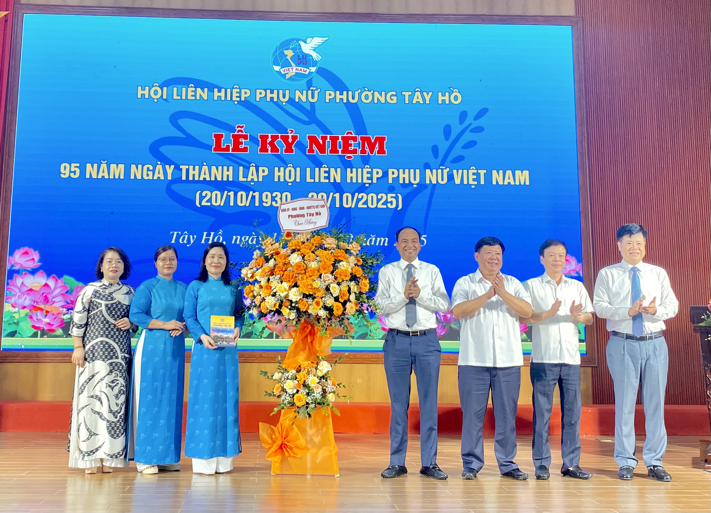 Hành trình tiếp nối và vươn xa của phụ nữ Tây Hồ trong thời đại mới - ảnh 2