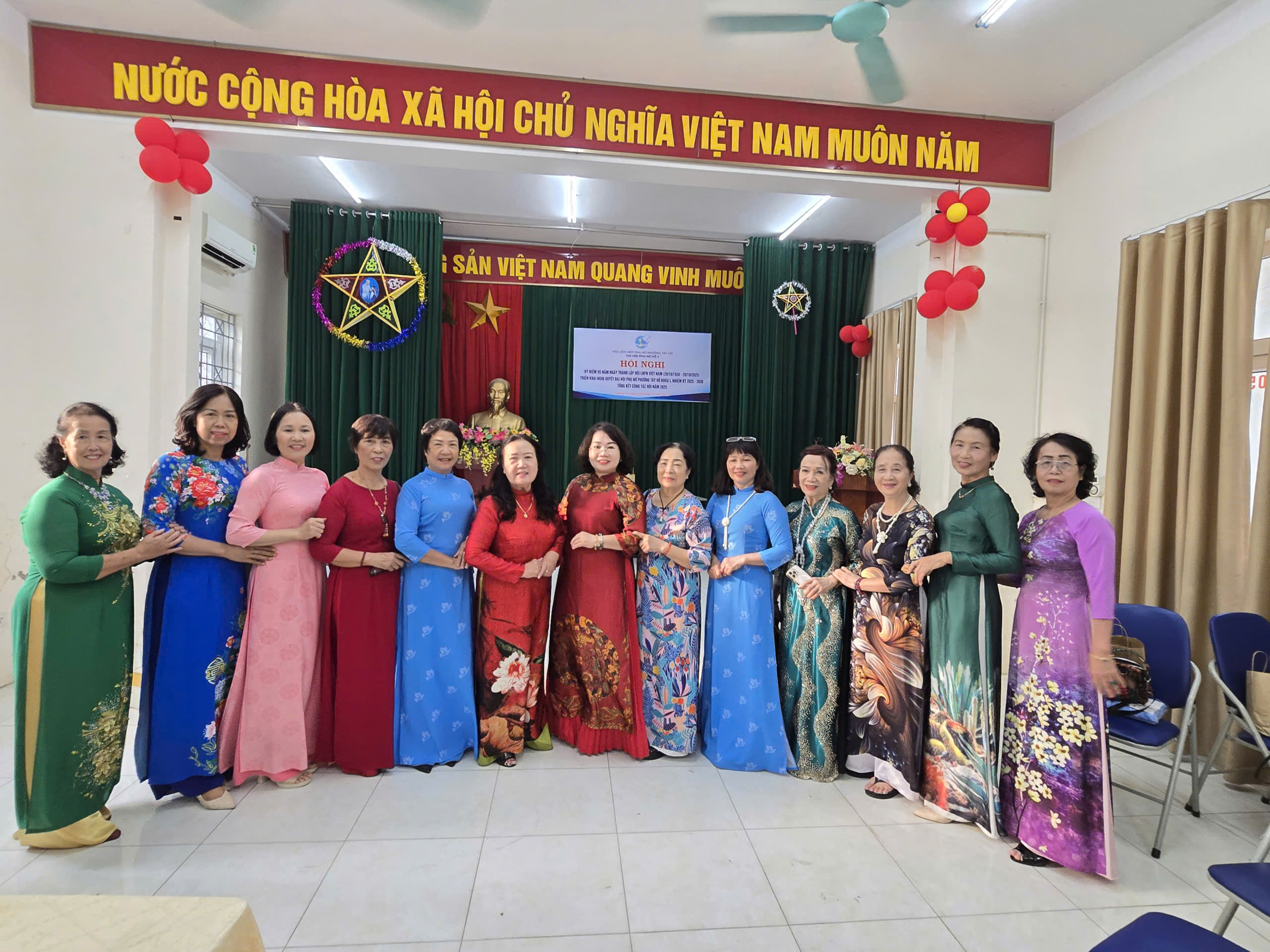 Phụ nữ Tây Hồ: Đa dạng hoạt động kỷ niệm 95 năm ngày thành lập Hội LHPN Việt Nam - ảnh 14