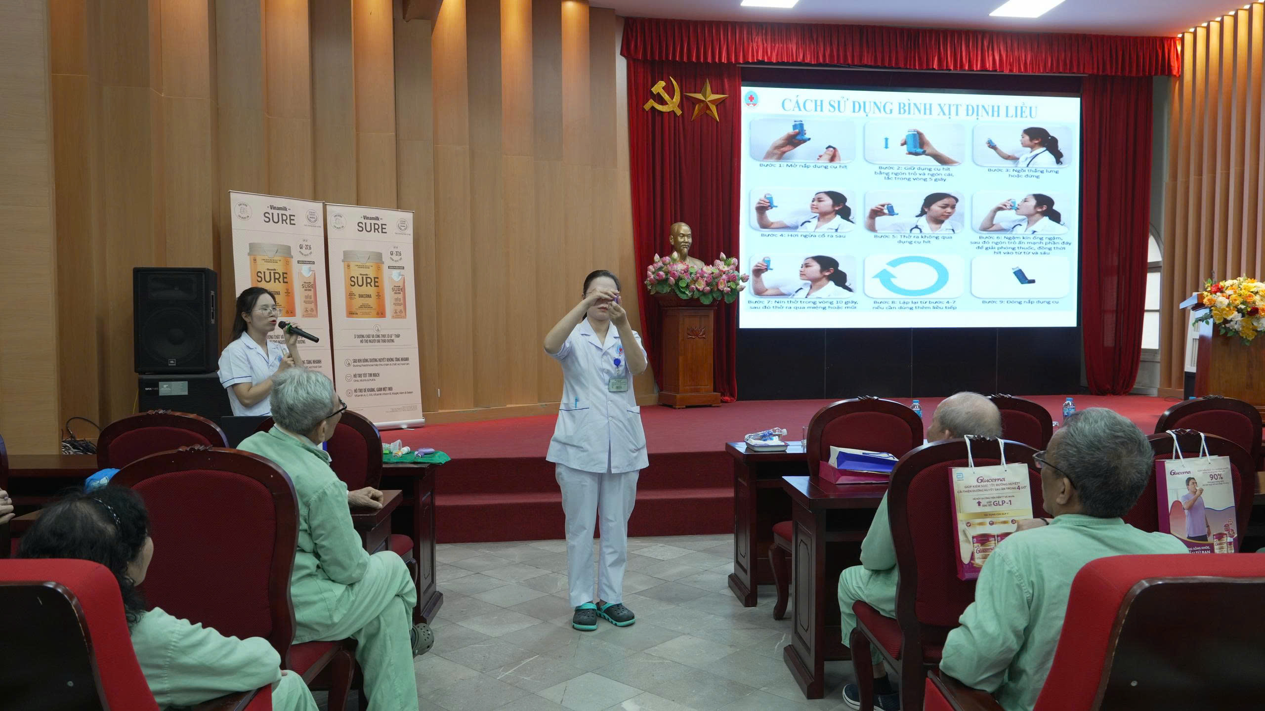 Nét đẹp nhân ái trong tuần lễ Tri ân người bệnh tại Bệnh viện Hữu Nghị - ảnh 2