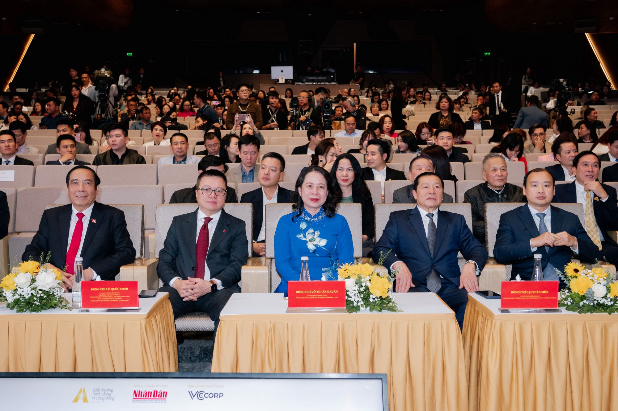 Lan tỏa giá trị phụng sự bền bỉ qua Giải thưởng Hành động vì Cộng đồng 2025 - ảnh 1