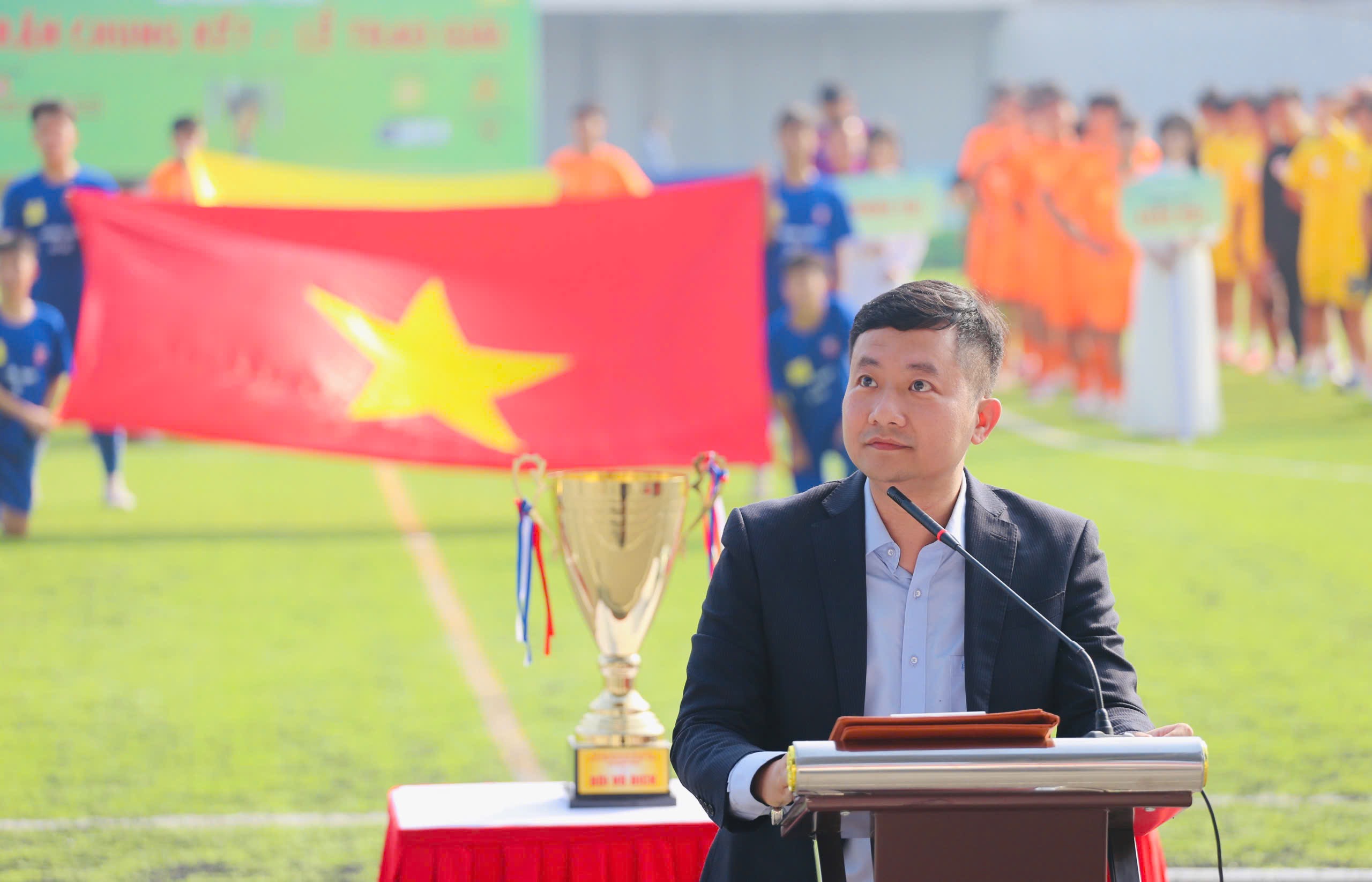 THPT Xuân Mai lần đầu vô địch Giải bóng đá học sinh THPT Hà Nội – An ninh Thủ đô 2025 - ảnh 1