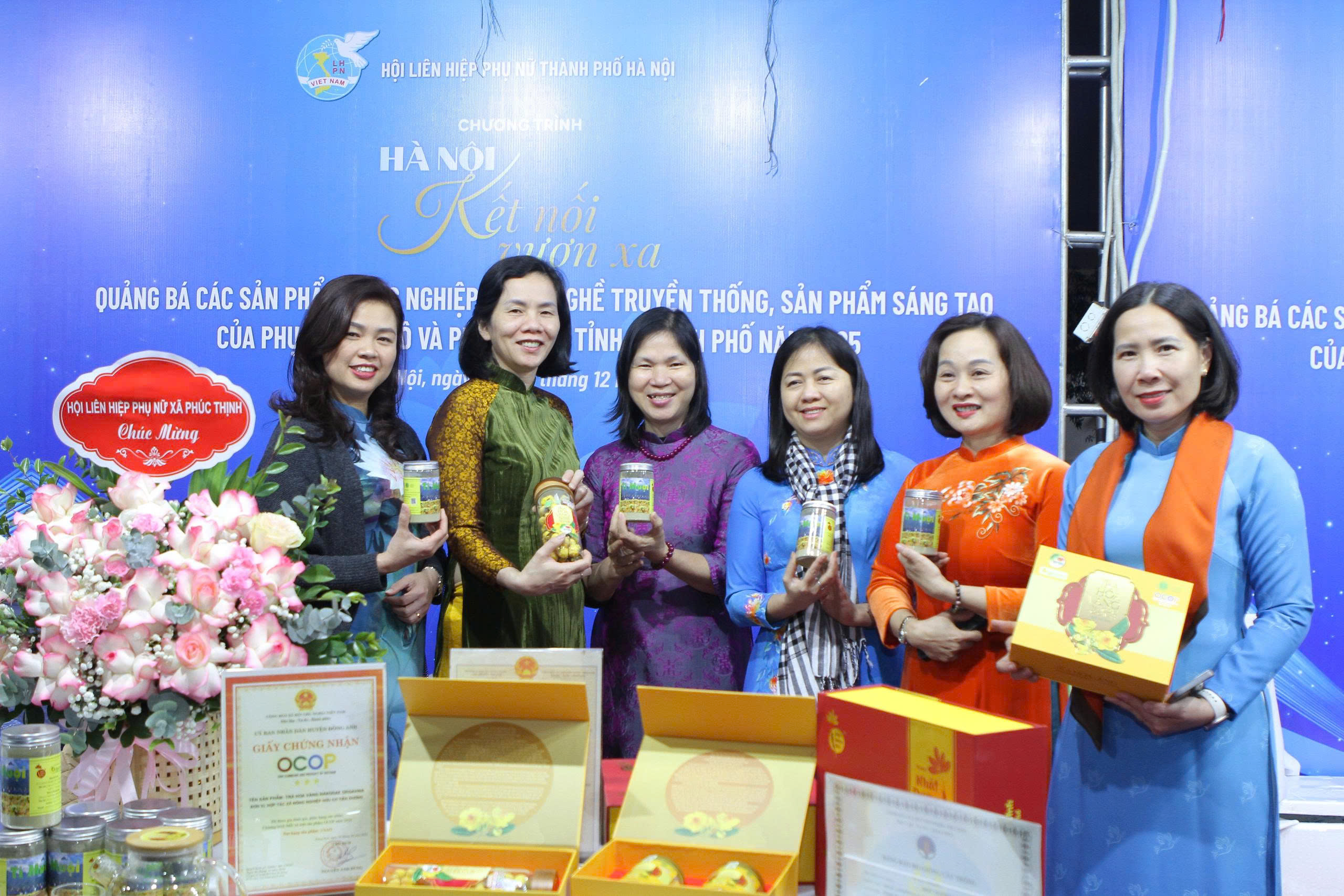 Hơn 80 doanh nghiệp và 800 sản phẩm OCOP, làng nghề được giới thiệu tại chương trình “Hà Nội Kết nối - Vươn xa” 2025 - ảnh 4