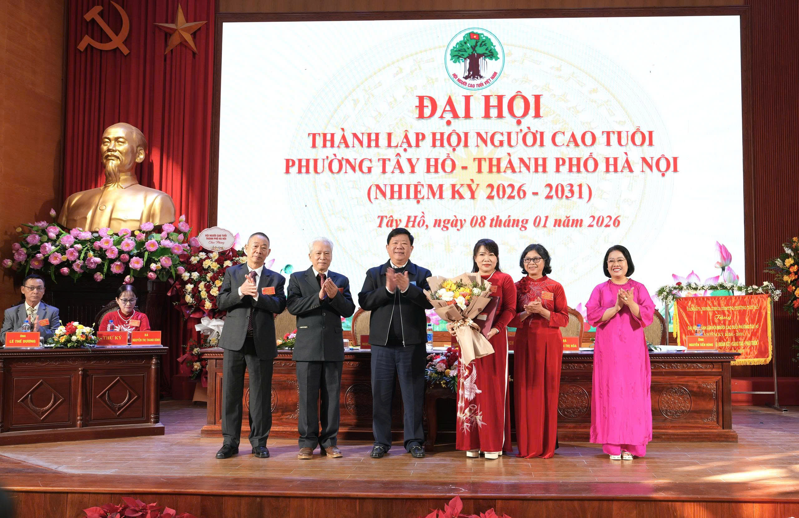 Phường Tây Hồ: Tổ chức thành công Đại hội điểm thành lập Hội Người cao tuổi phường - ảnh 11