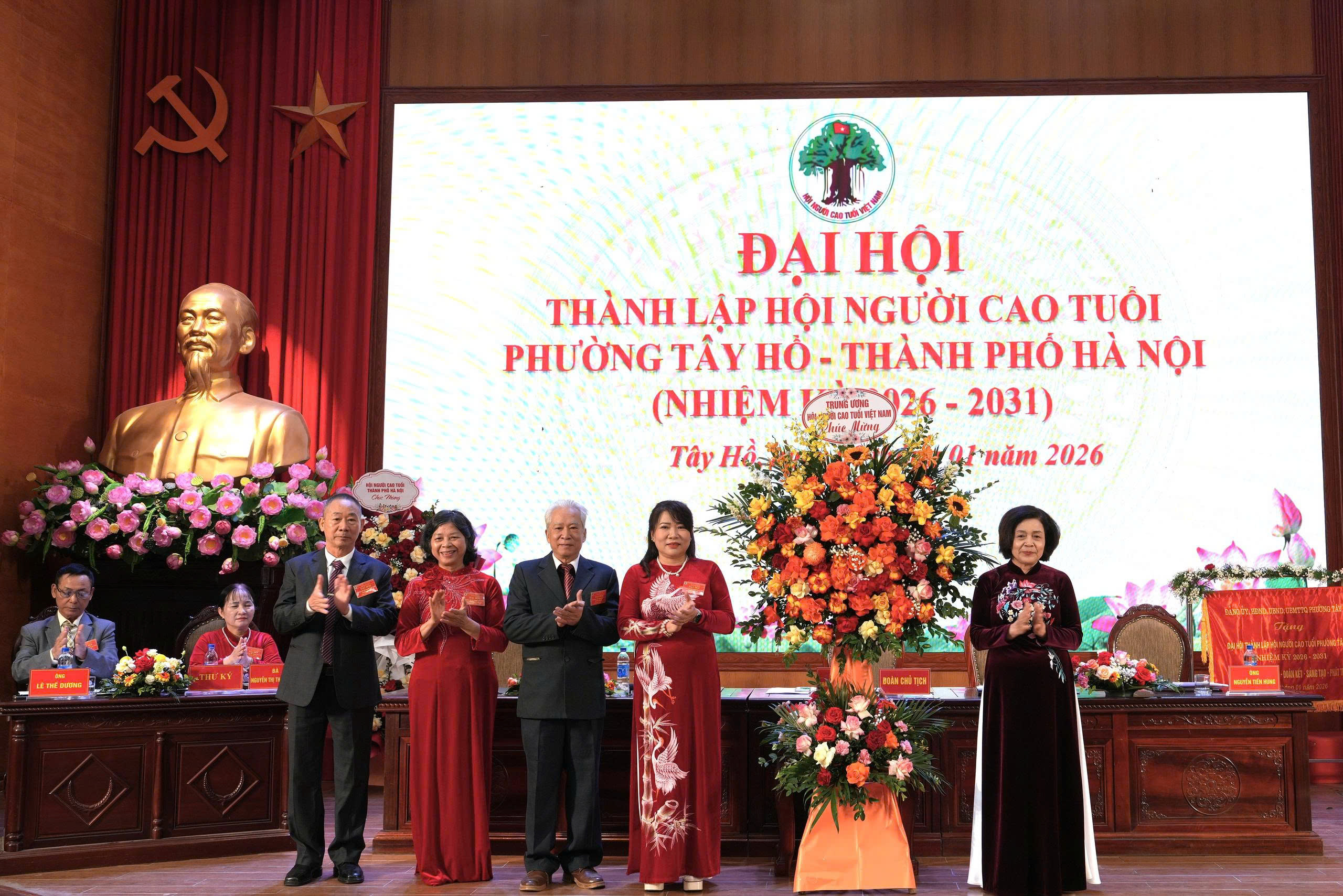 Phường Tây Hồ: Tổ chức thành công Đại hội điểm thành lập Hội Người cao tuổi phường - ảnh 1