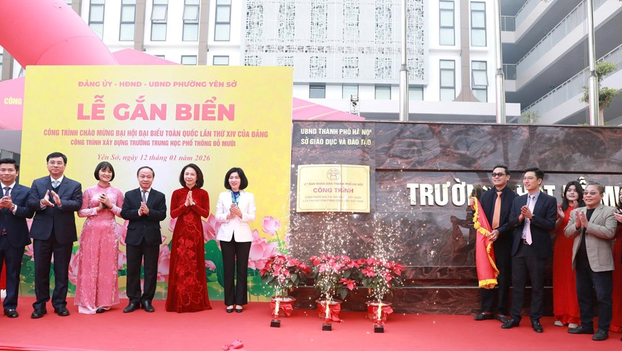 Phường Yên Sở: Gắn biển công trình trường THPT Đỗ Mười chào mừng Đại hội XIV của Đảng - ảnh 5
