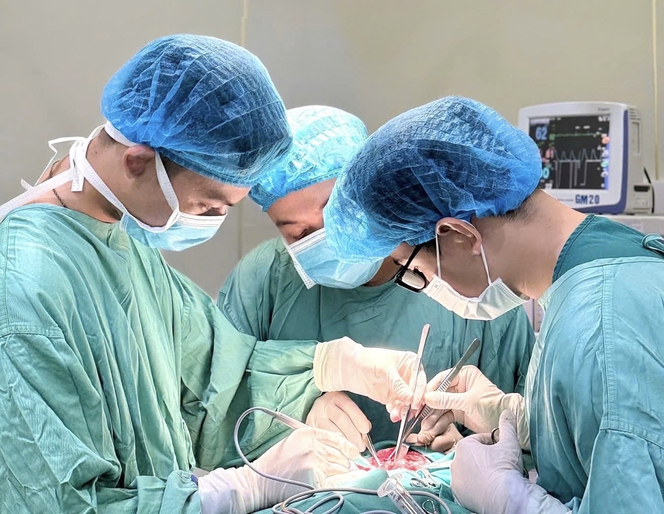 Chủ quan với vết loét lưỡi, người đàn ông phát hiện ung thư sau một năm - ảnh 2