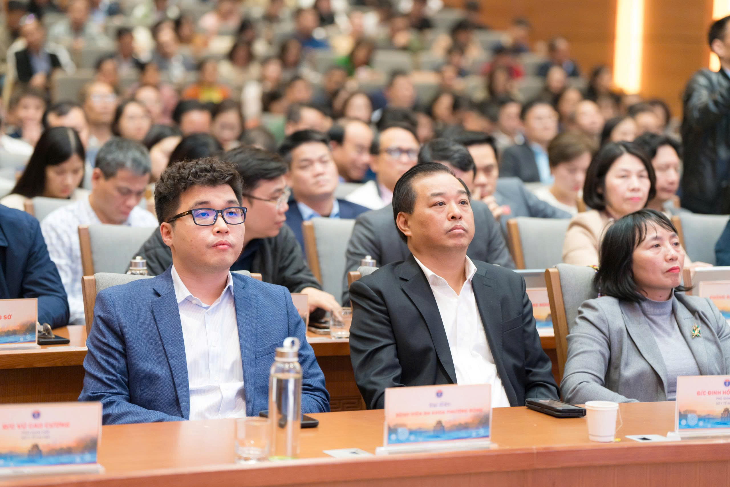 Hà Nội phối hợp triển khai Nghị quyết 72-NQ/TƯ, tạo đột phá trong bảo vệ và nâng cao sức khỏe nhân dân - ảnh 2