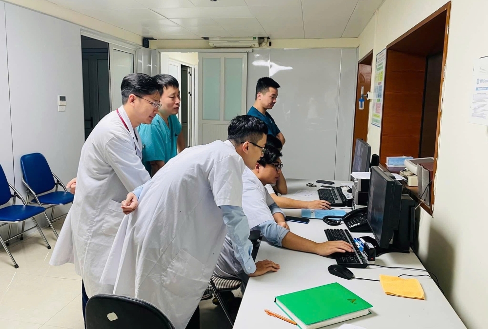 Bệnh viện Hữu Nghị điều trị hiệu quả nhiều ca đột quỵ não cấp trong thời điểm giao mùa - ảnh 1