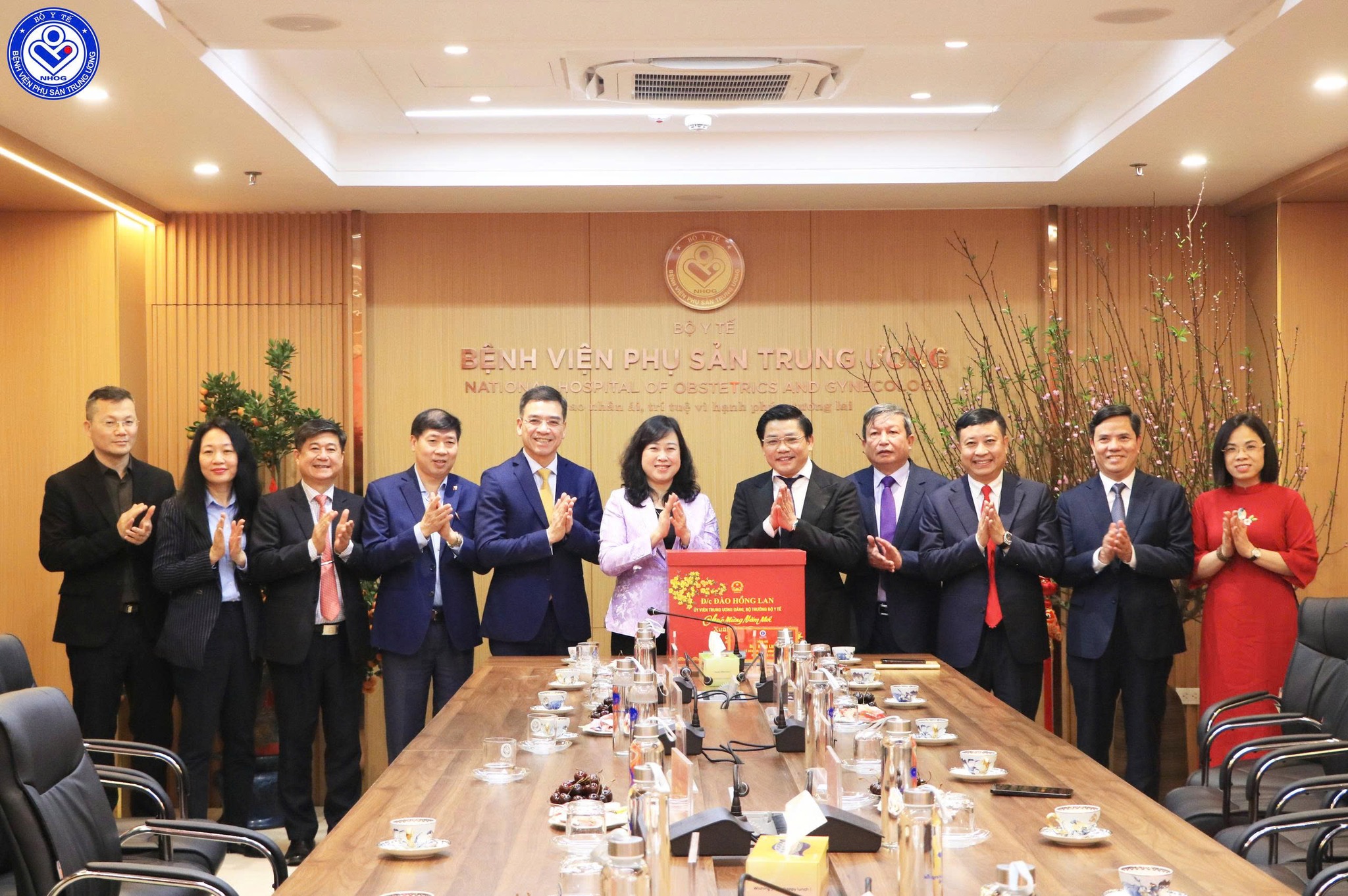 Đêm Giao thừa ấm áp tại Bệnh viện Phụ Sản Trung ương: Chào đón công dân nhí đầu tiên năm Bính Ngọ - ảnh 2