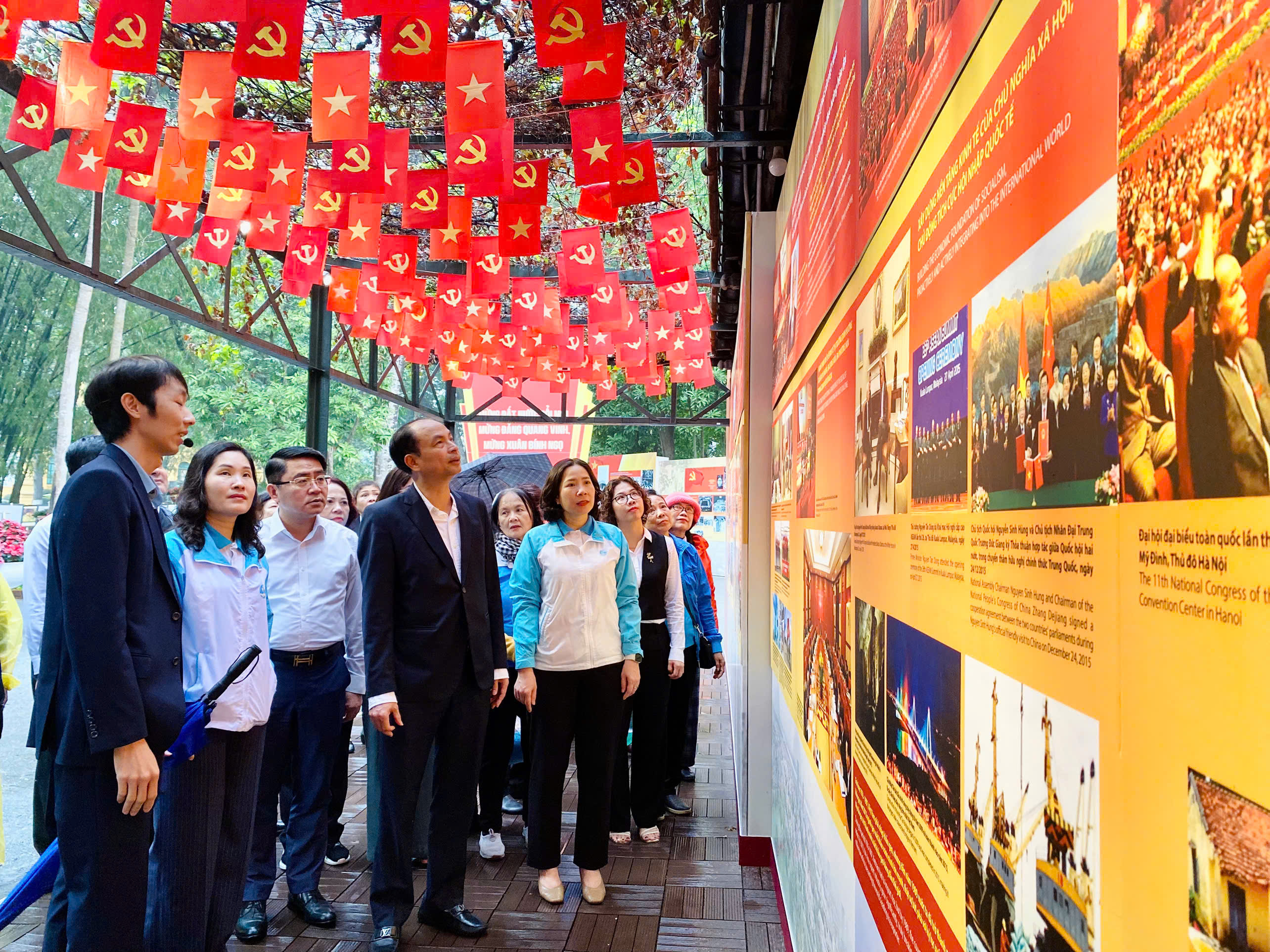 Hội LHPN phường Tây Hồ báo công dâng Bác, hưởng ứng Tết trồng cây “Phụ nữ Tây Hồ đời đời nhớ ơn Bác Hồ” - ảnh 2