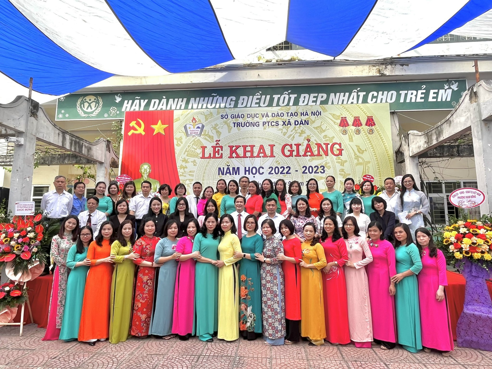 Niềm vui ngày khai giảng ở ngôi trường đặc biệt - ảnh 9