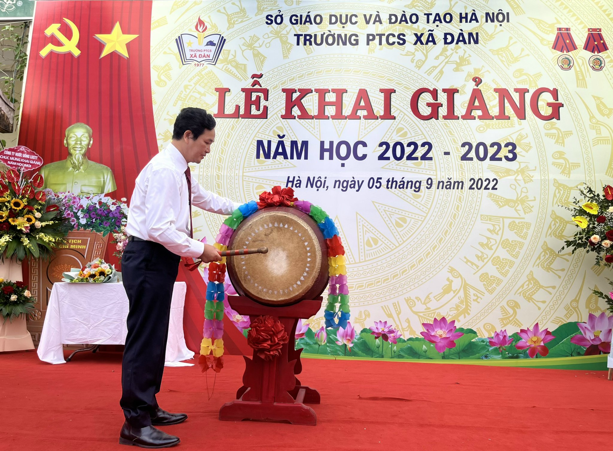 Niềm vui ngày khai giảng ở ngôi trường đặc biệt - ảnh 6