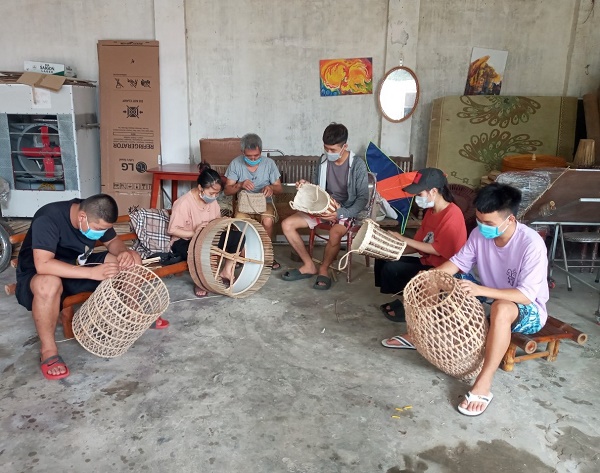 Gỡ khó vùng nguyên liệu để phát triển làng nghề truyền thống - ảnh 1