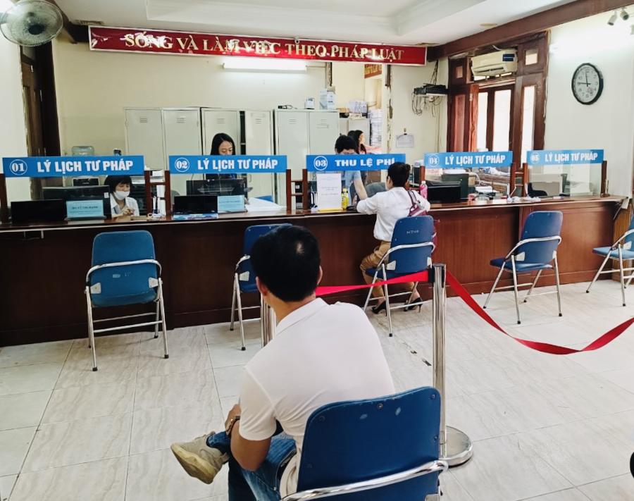 Hà Nội: Cấp Phiếu lý lịch tư pháp qua dịch vụ bưu chính công ích  - ảnh 1