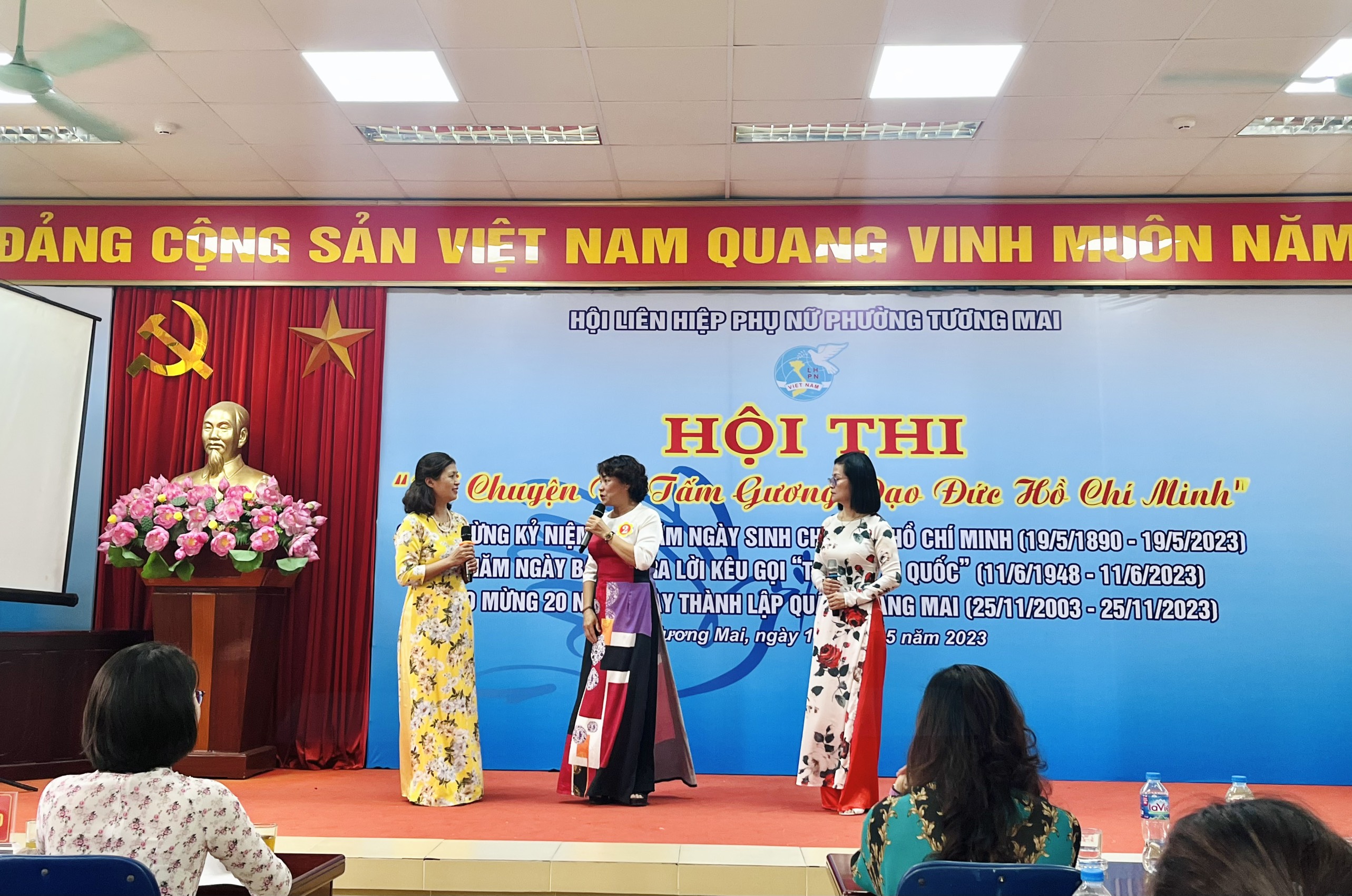 Xúc động Hội thi “Kể chuyện về tấm gương đạo đức Hồ Chí Minh“ - ảnh 13