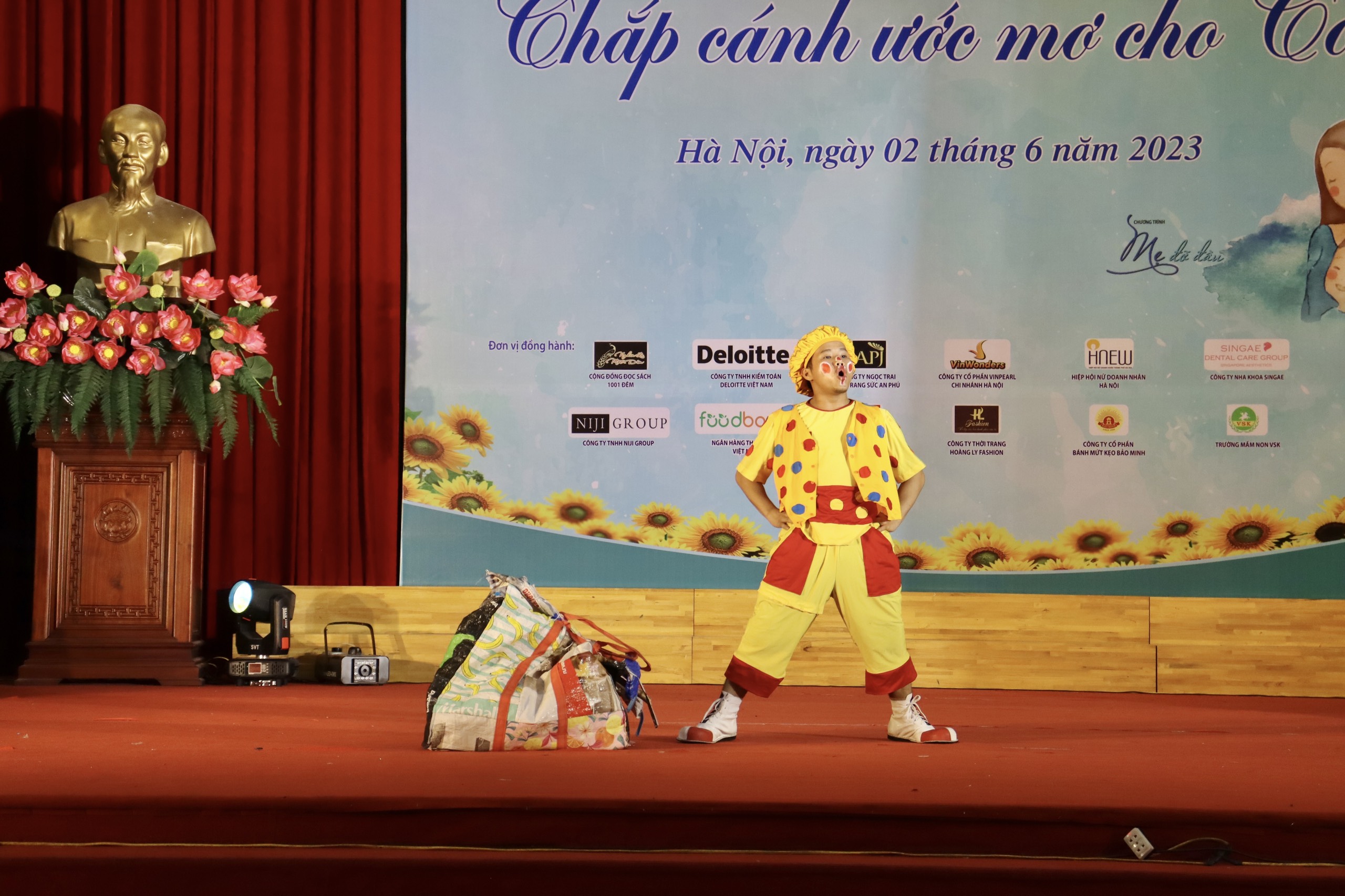“Chắp cánh” những ước mơ cho con mồ côi - ảnh 17