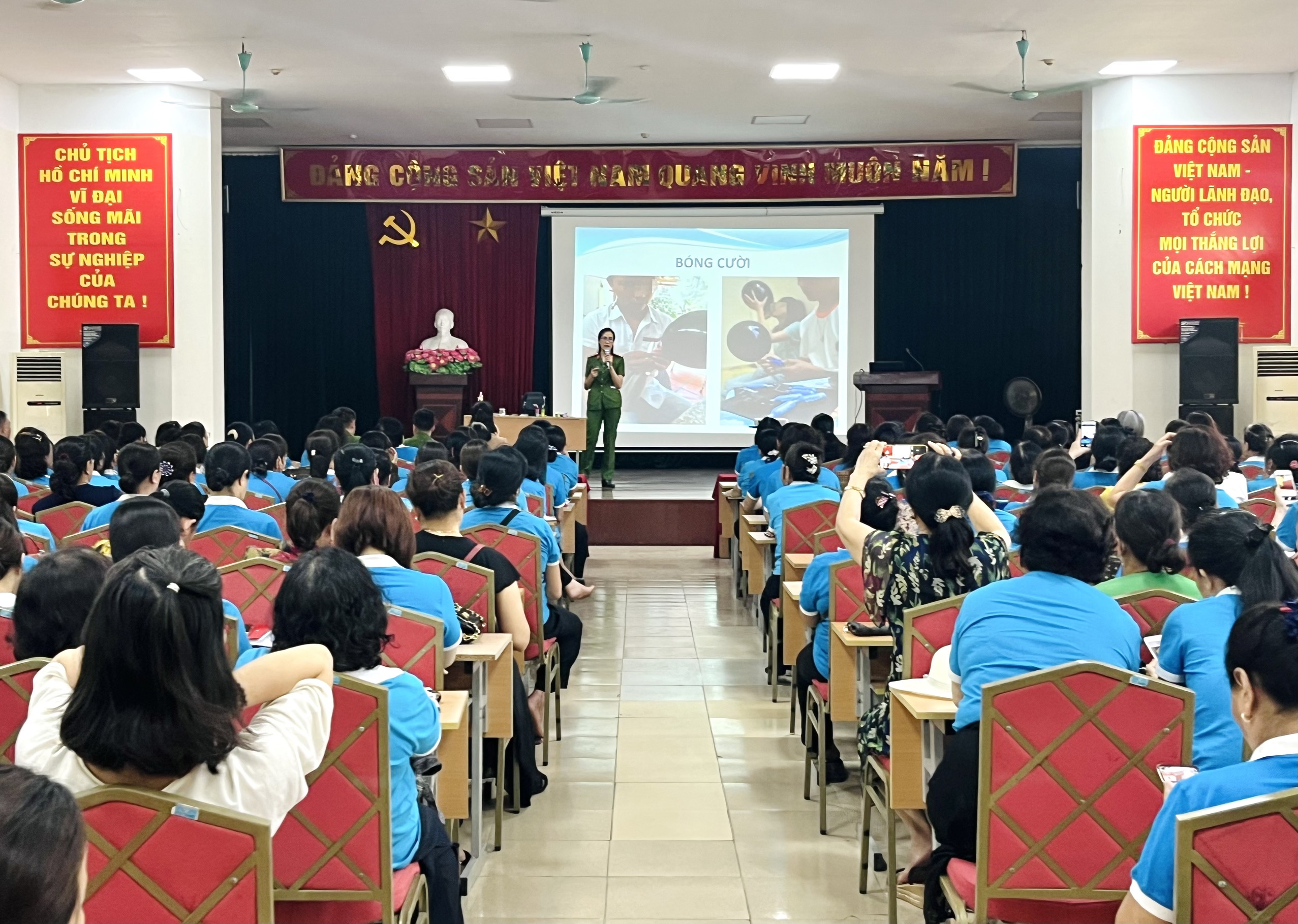 Tuyên truyền phòng chống ma túy và phổ biến quy định pháp luật Hôn nhân gia đình - ảnh 3