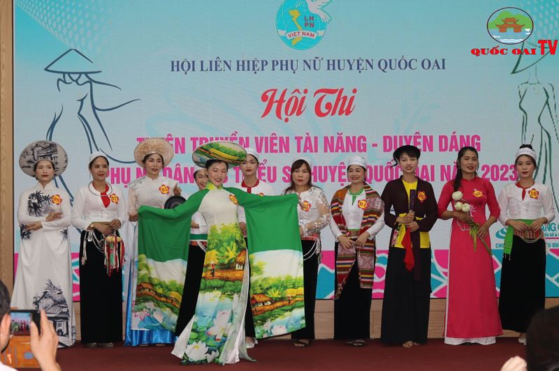 11 thí sinh tham dự hội thi “Tuyên truyền viên Tài năng, Duyên dáng” phụ nữ dân tộc thiểu số - ảnh 10