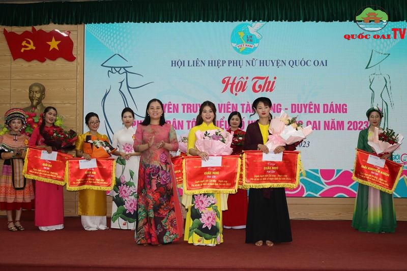 11 thí sinh tham dự hội thi “Tuyên truyền viên Tài năng, Duyên dáng” phụ nữ dân tộc thiểu số - ảnh 23
