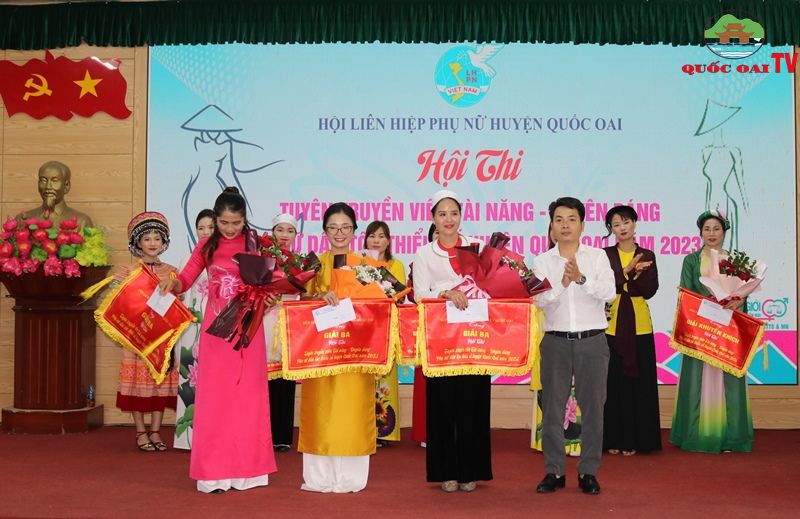 11 thí sinh tham dự hội thi “Tuyên truyền viên Tài năng, Duyên dáng” phụ nữ dân tộc thiểu số - ảnh 24