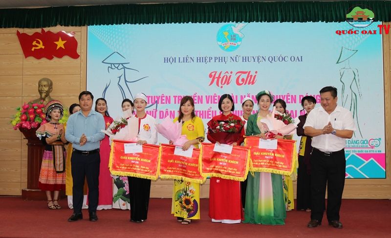 11 thí sinh tham dự hội thi “Tuyên truyền viên Tài năng, Duyên dáng” phụ nữ dân tộc thiểu số - ảnh 25