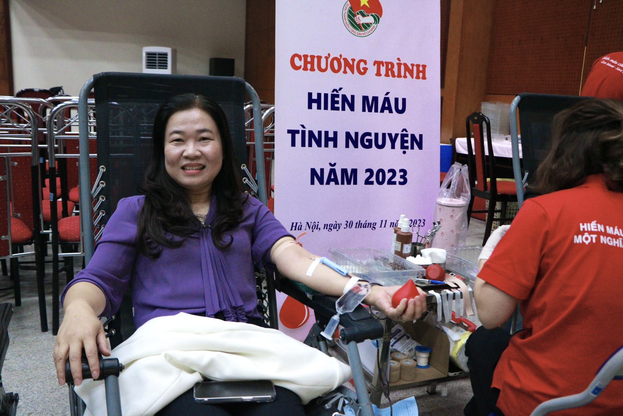 Hiến máu cứu người - một nghĩa cử cao đẹp - ảnh 4